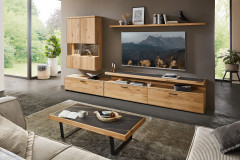 WM 2520 von Wöstmann - Wohnwand aus Wildeiche mit Keramikabsetzung