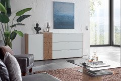 Caya von Hartmann - Couchtisch Kerneiche Umato