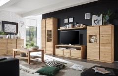 Terano von Quadrato - Wohnwand 40 52 05 Wildeiche teil-massiv