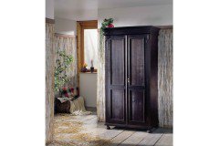 Alina von Gradel - Beistelltisch Fichte, weiß lackiert