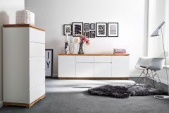 Chiaro von MCA furniture - Lowboard schwarz Hochglanz/ Eiche geölt