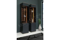 Runa von Hartmann - Sideboard mit Glasausschnitt