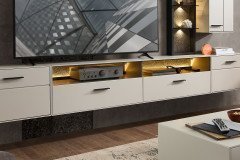 Como von Wohnconcept - Wandboard mit einem Glasablageboden